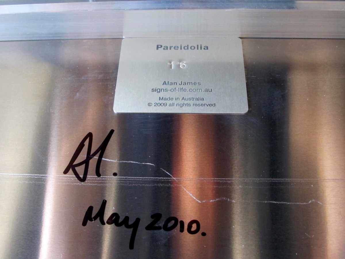 Pareidolia label